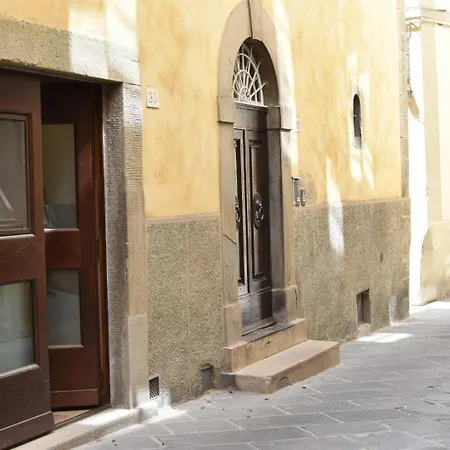 La Casa Della Campana *